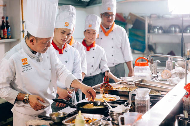 Học Nấu Ăn Ở Đâu Chuyên Nghiệp Để Trở Thành Đầu Bếp - Chefjob.vn