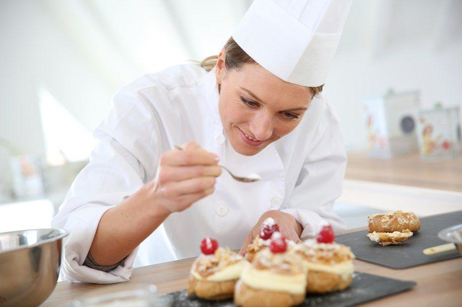 Khám Phá Pastry Chef Là Gì? Công Việc Của Pastry Chef